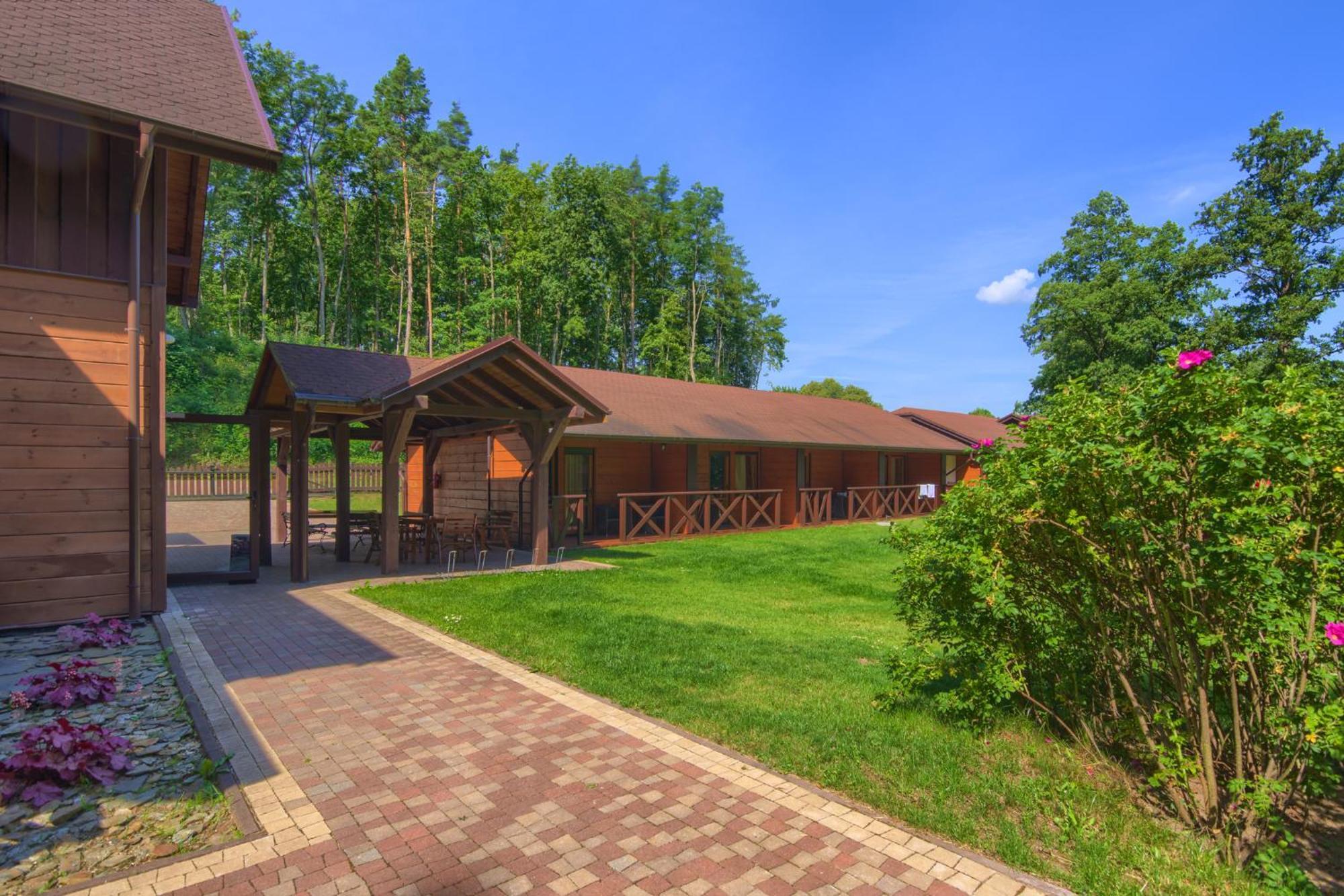 Hotel Dworek Wapionka Górzno 外观 照片