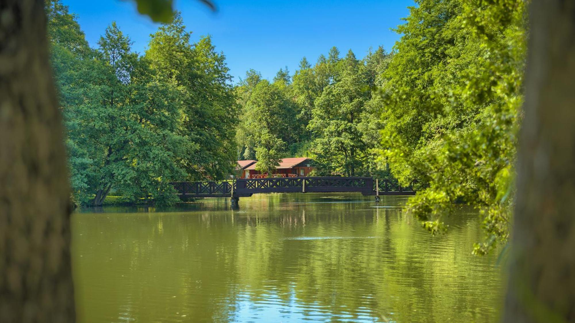 Hotel Dworek Wapionka Górzno 外观 照片
